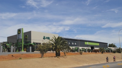 John-Deere-Riversdal1